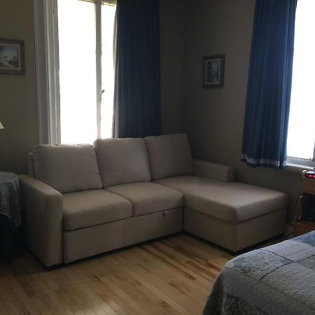 Bed and Breakfast Gil Ann Saint-Andre-Avellin Экстерьер фото