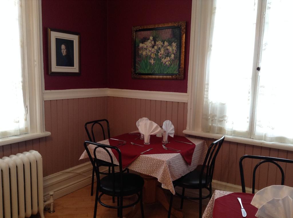 Bed and Breakfast Gil Ann Saint-Andre-Avellin Экстерьер фото