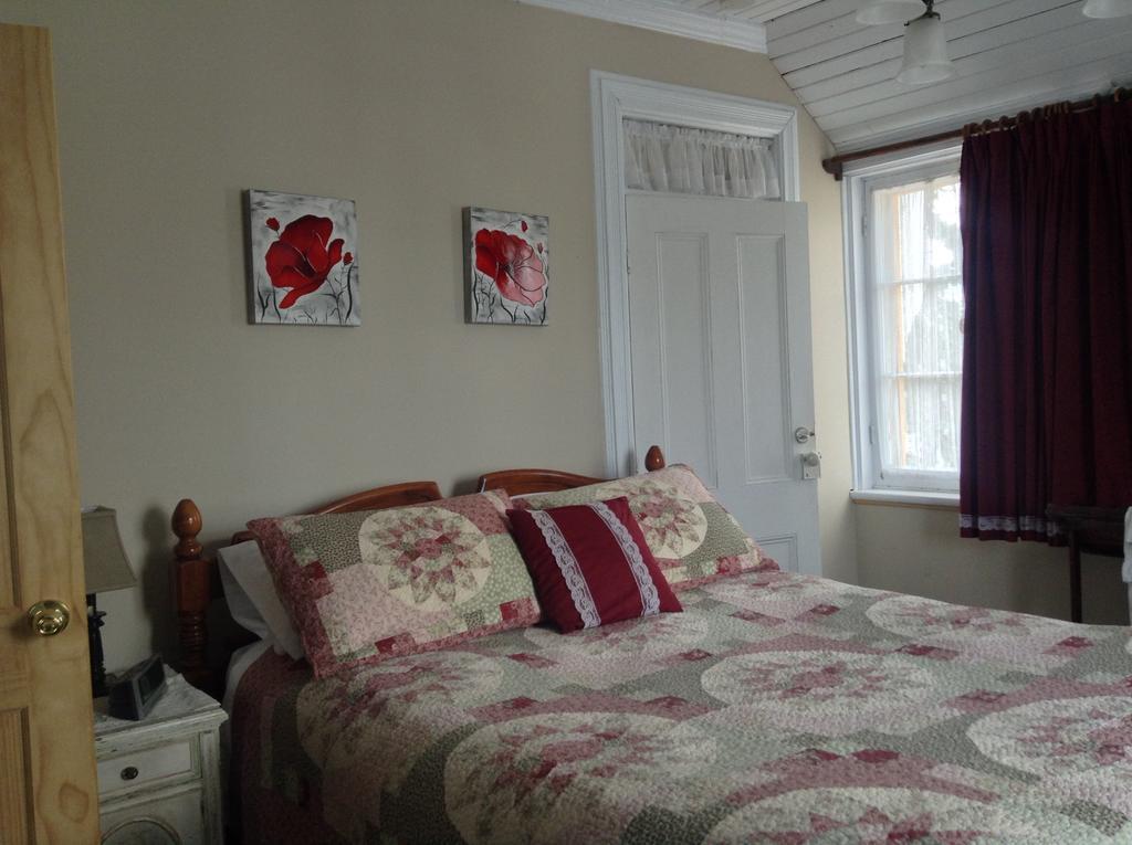 Bed and Breakfast Gil Ann Saint-Andre-Avellin Экстерьер фото