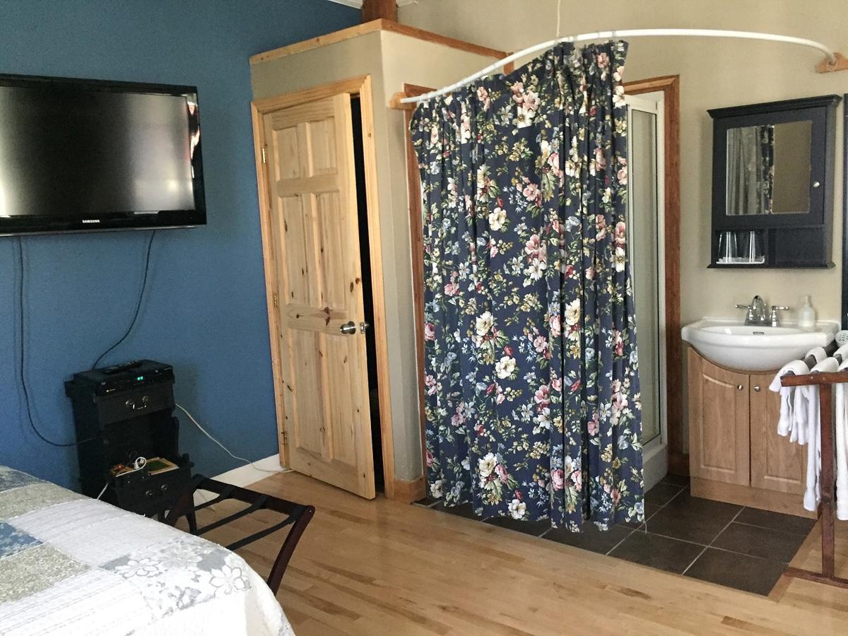 Bed and Breakfast Gil Ann Saint-Andre-Avellin Экстерьер фото